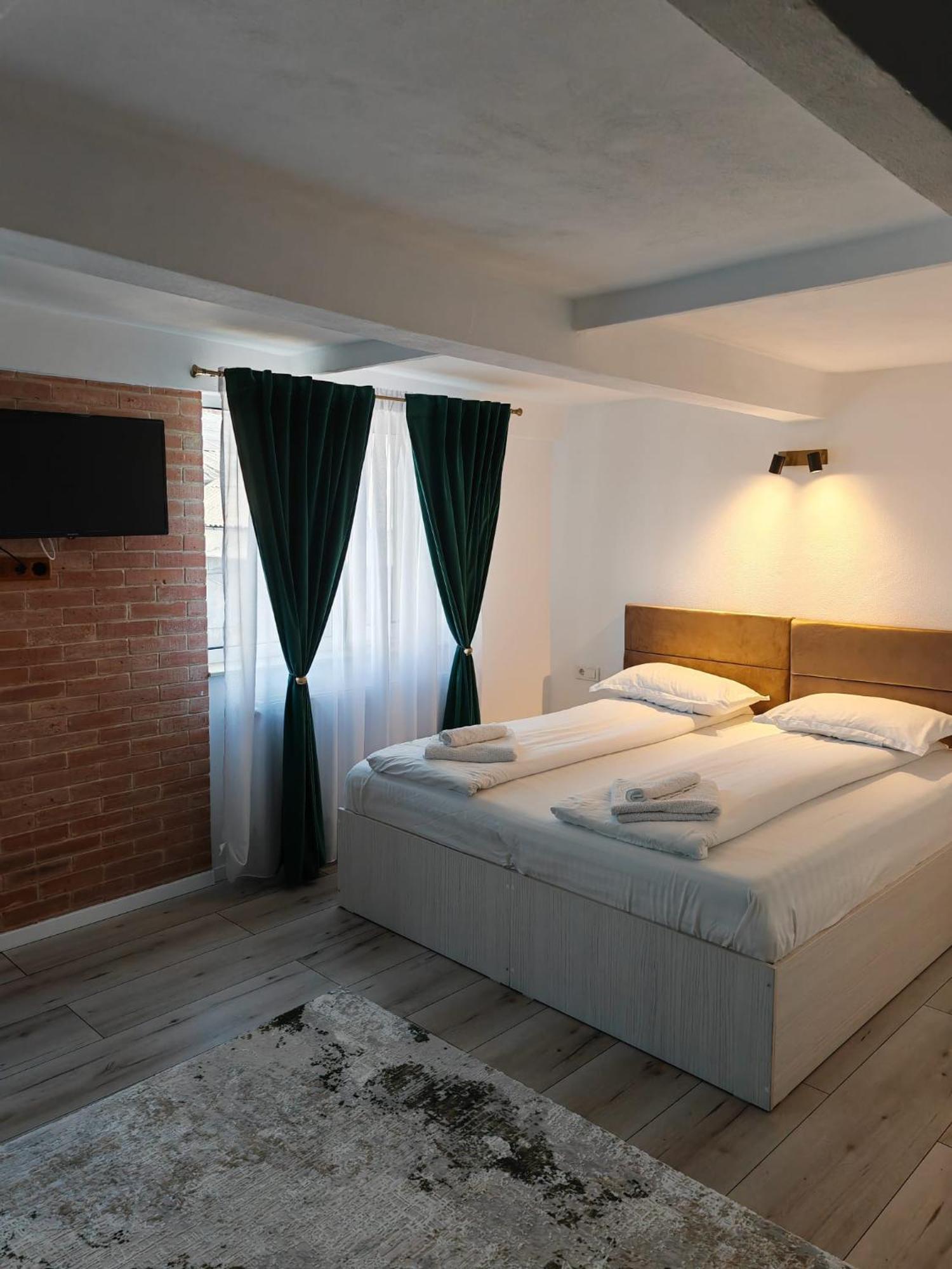 Wonderland Apartment Bistrita  Exterior photo