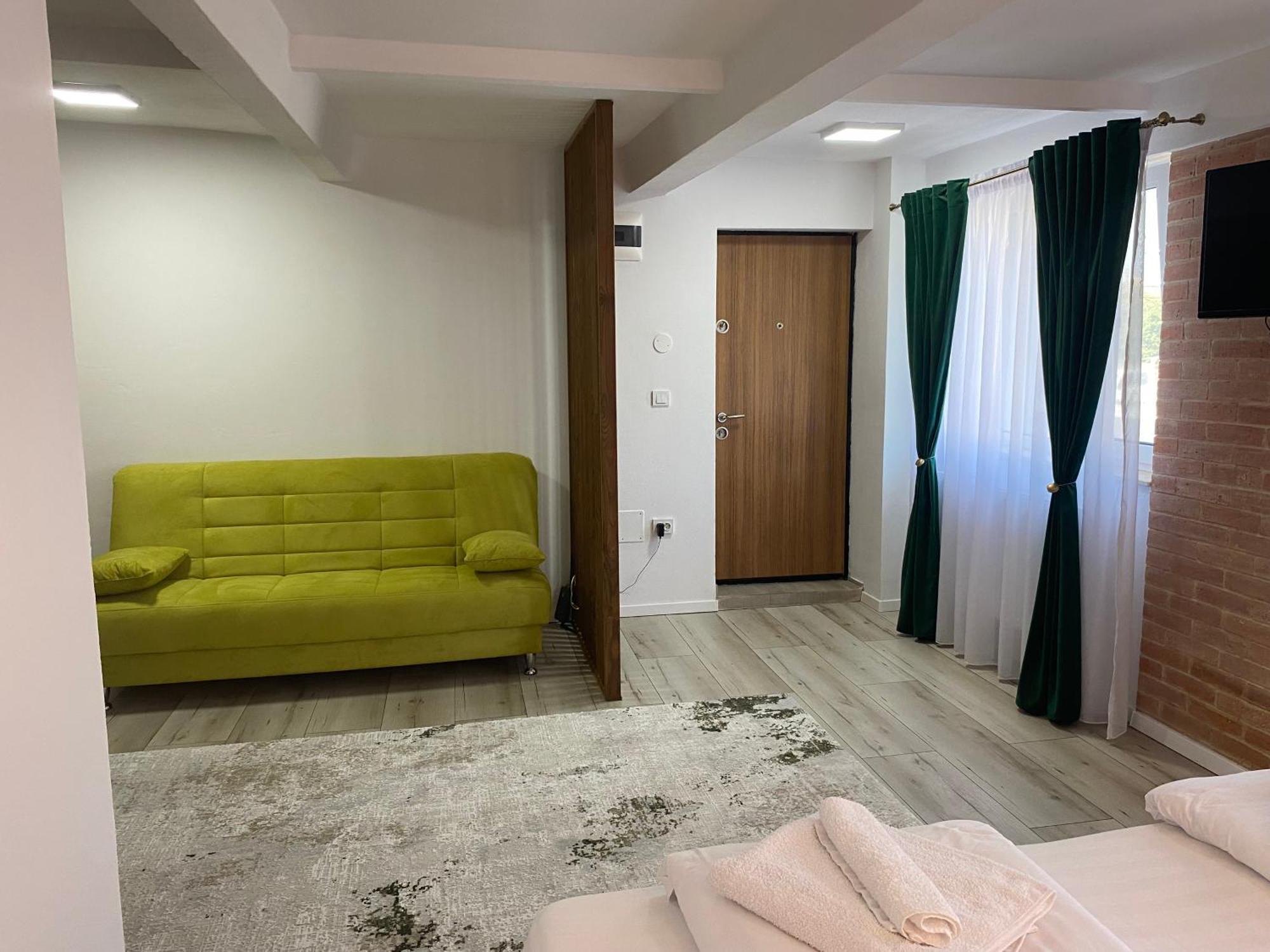 Wonderland Apartment Bistrita  Exterior photo