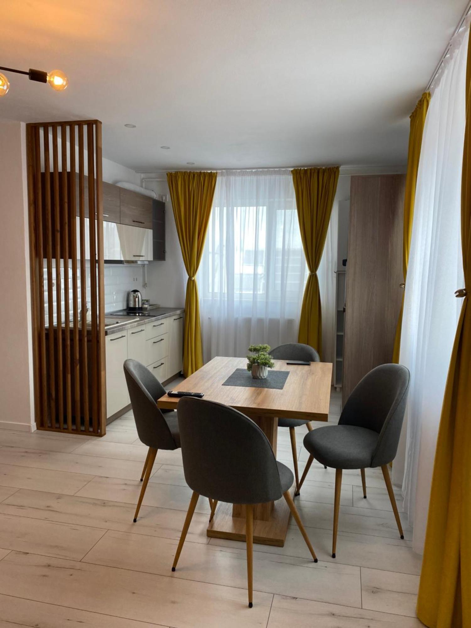 Wonderland Apartment Bistrita  Exterior photo